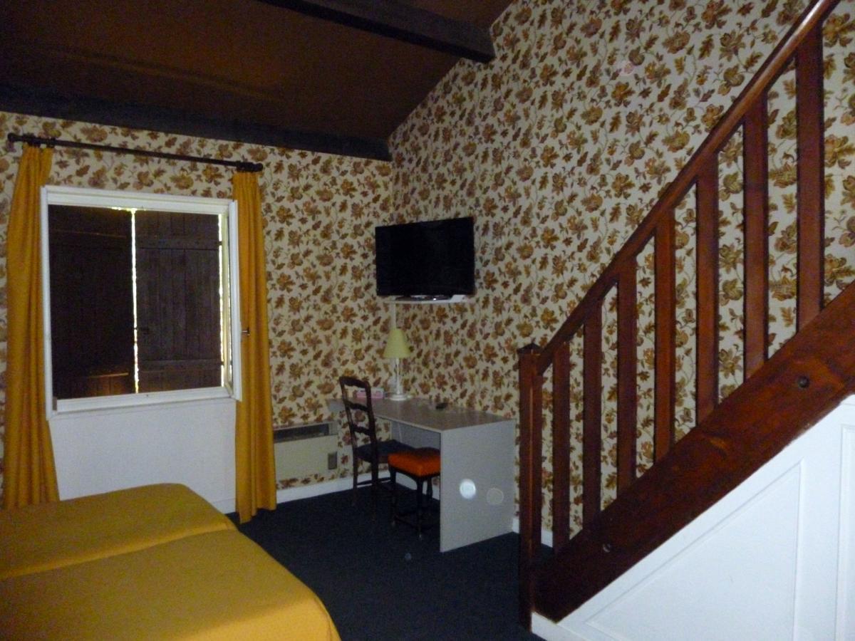 Hotel Restaurant Du Moulin De Barette Blavozy Zewnętrze zdjęcie