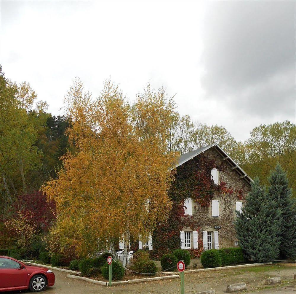 Hotel Restaurant Du Moulin De Barette Blavozy Zewnętrze zdjęcie