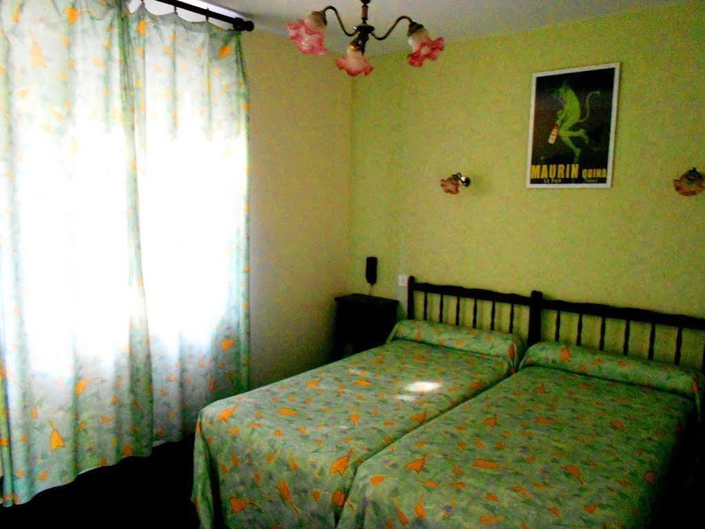 Hotel Restaurant Du Moulin De Barette Blavozy Zewnętrze zdjęcie